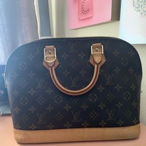 Louis Vuitton Alma purse
